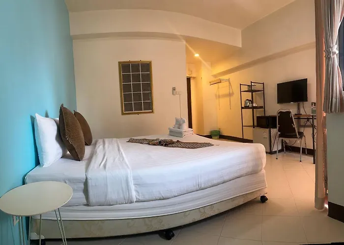 Private In Center And Near Bts 3* Bangkok